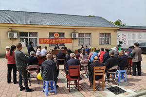 法官耐心调解 耕地当场返还